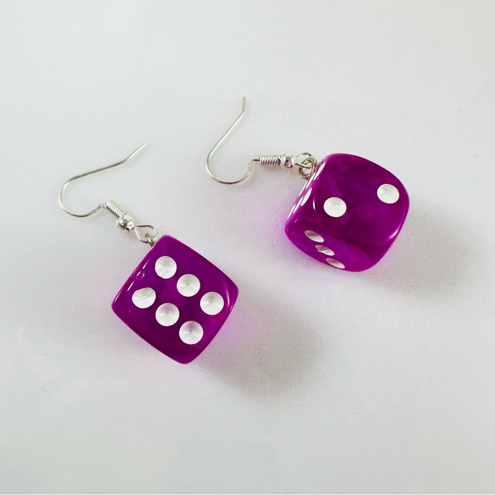 Let's get lucky! Super cute lucky dice earrings in clear grape
